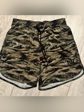 NFQ Men's Athletic Camo Swim/Running Shorts - Olive Green